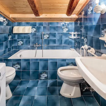 Apartment Donea - Stayincortina *
